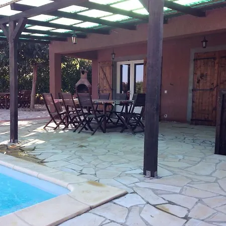 Вилла Domaine Alicia